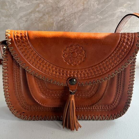 Patricia Nash Crossbody Bag Cognac Embossed Hand Tooled Leather Zip Pockets - Picture 2 of 8